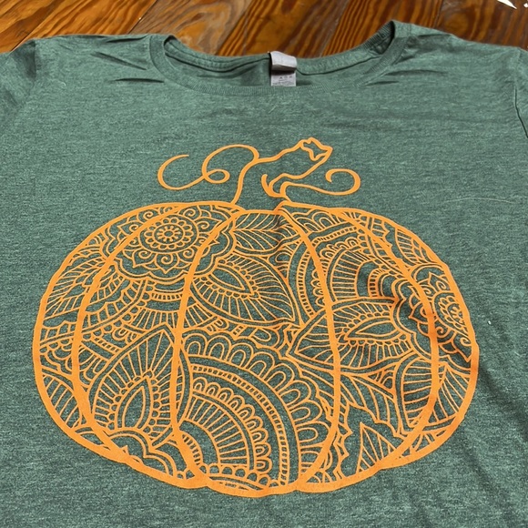 Instant Message Fall Pumpkin Tee Short Sleeve Runway Ready Couture Women’s Med - Picture 3 of 11